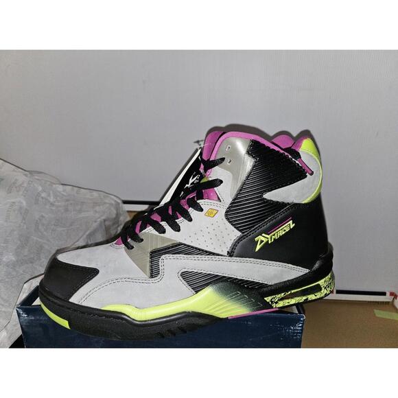 British Knights Dymacel High Tops Size 9.5 Shoes NWT Grey/lime Green/cobal #207